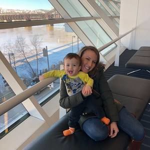 Meet your Posher, Ashley